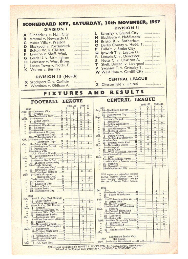 30th November 1957 Manchester United v Tottenham Hotspur Division One Matchday 19 1957-1958 - Image 2