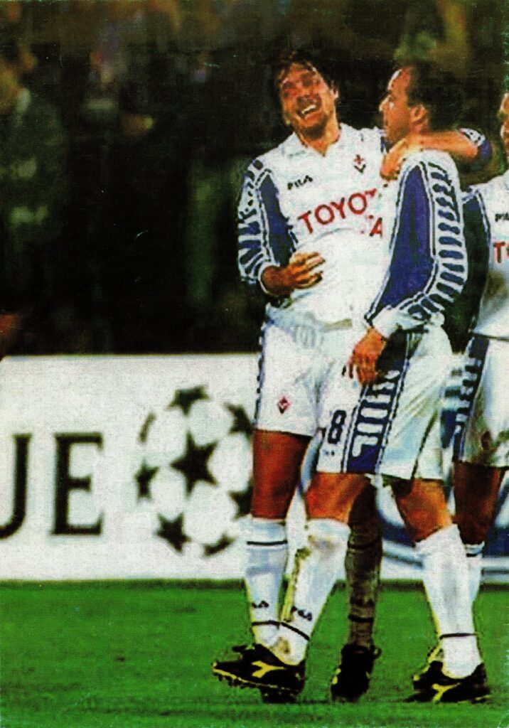 23rd November 1999 Fiorentina v Manchester United Champions League Group B - Matchday 01 1999-2000 - Image 2