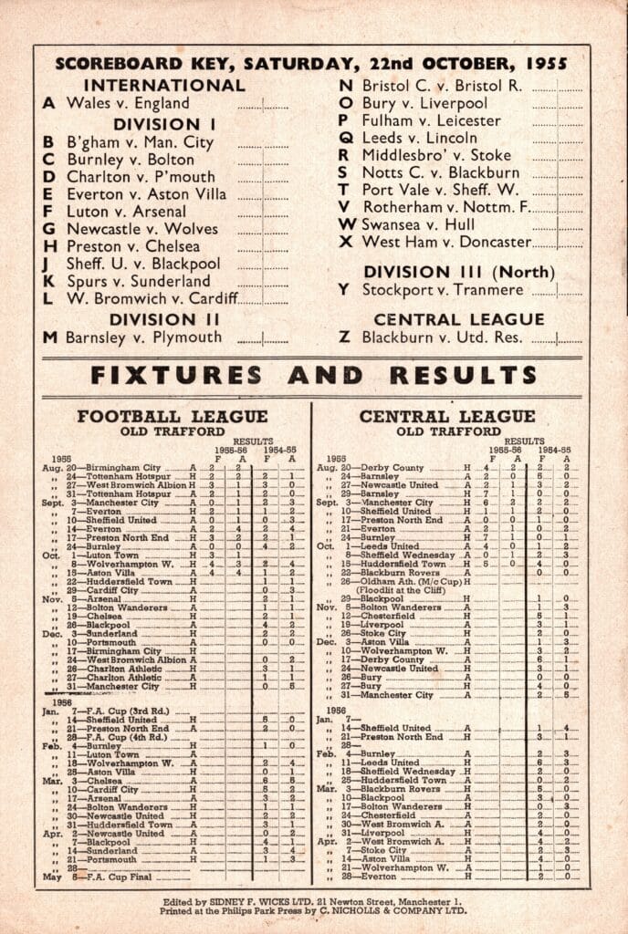 22nd October 1955 Manchester United v Huddersfield Town Division One Matchday 14 1955-1956 - Image 2